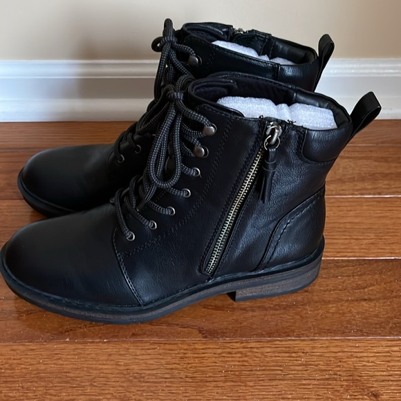 New Baretraps AMYSUE Black boots - Picture 4 of 7